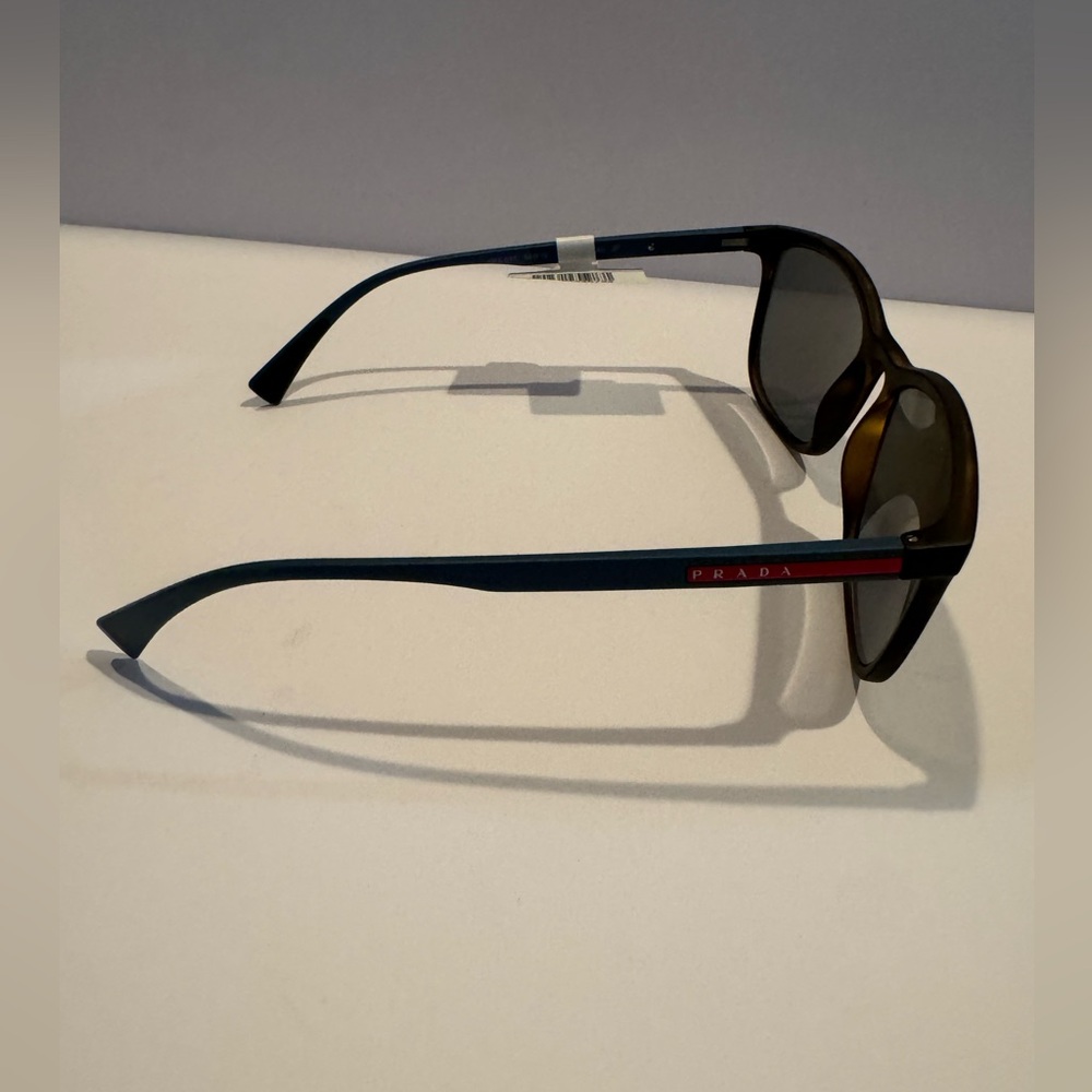 Prada Linea Rosa Blue Arms - Picture 4 of 15